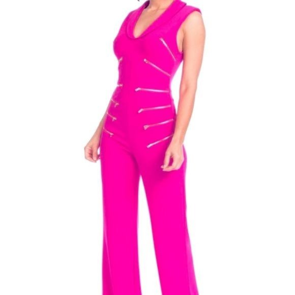 Elaine Zipped in the Bud: Tulip Collar Jumper Onesie Romper in White - Picture 2 of 7